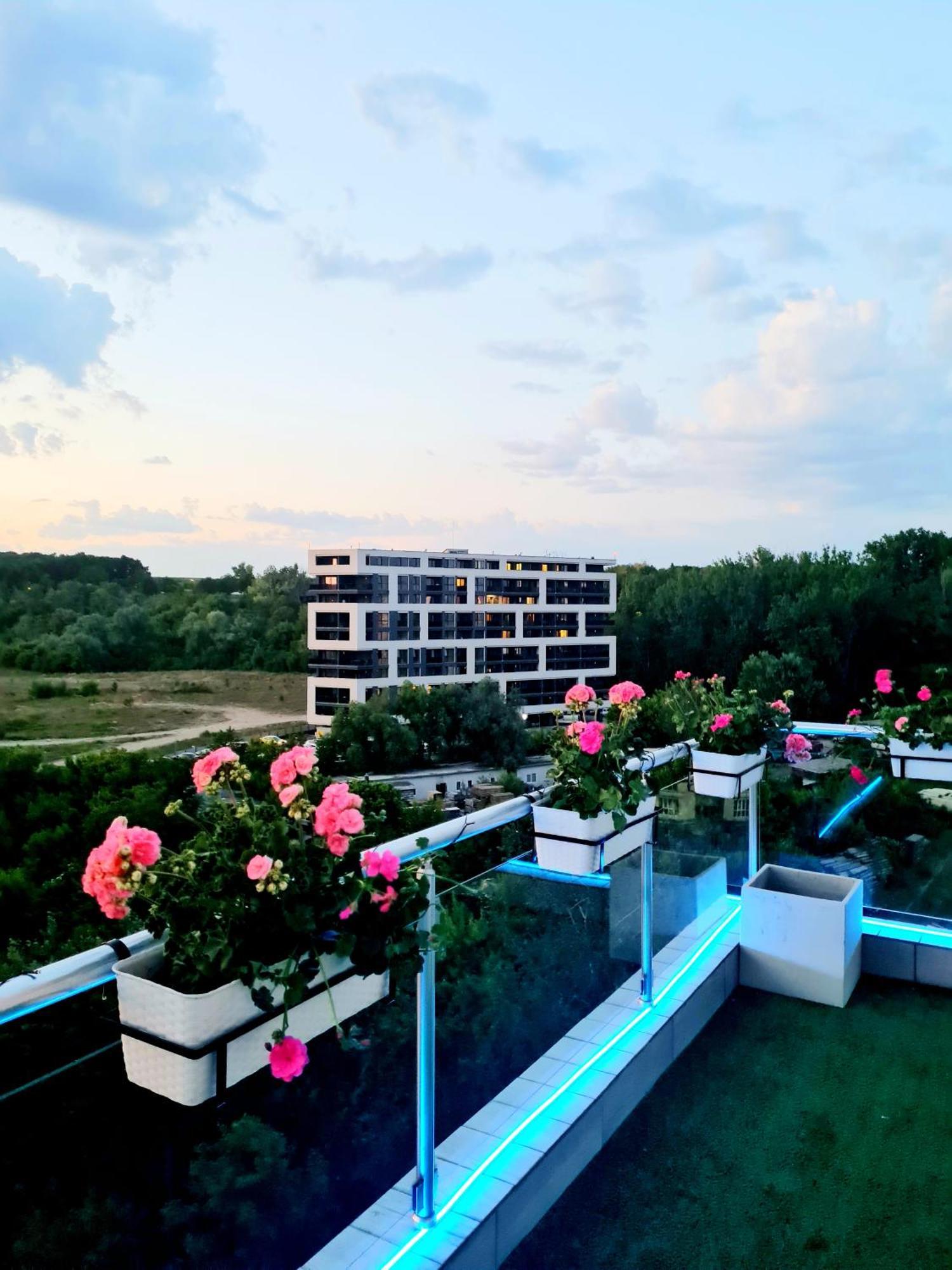 Penthouse View Aeroport Iasi 2 Lägenhet Exteriör bild
