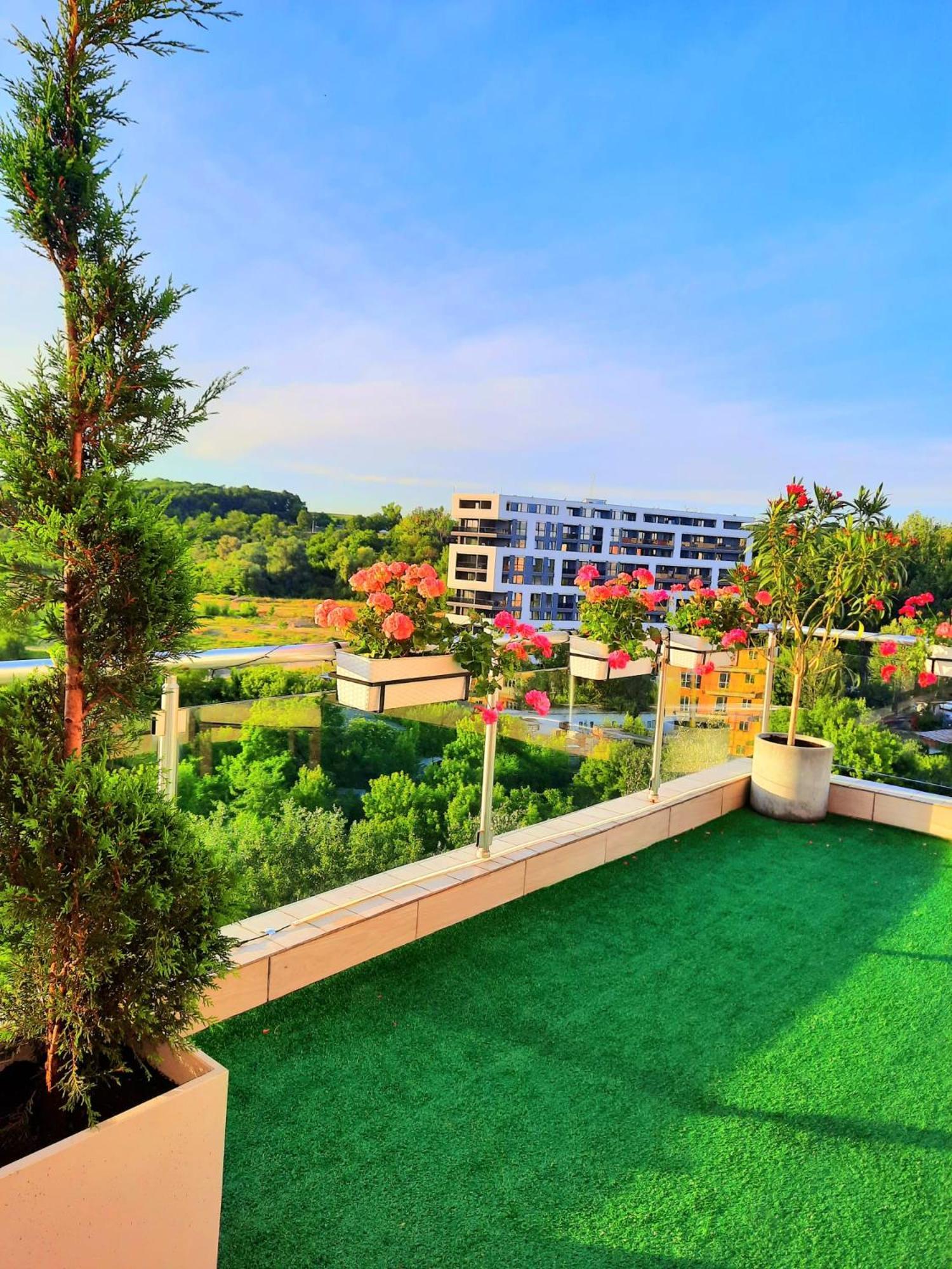 Penthouse View Aeroport Iasi 2 Lägenhet Exteriör bild